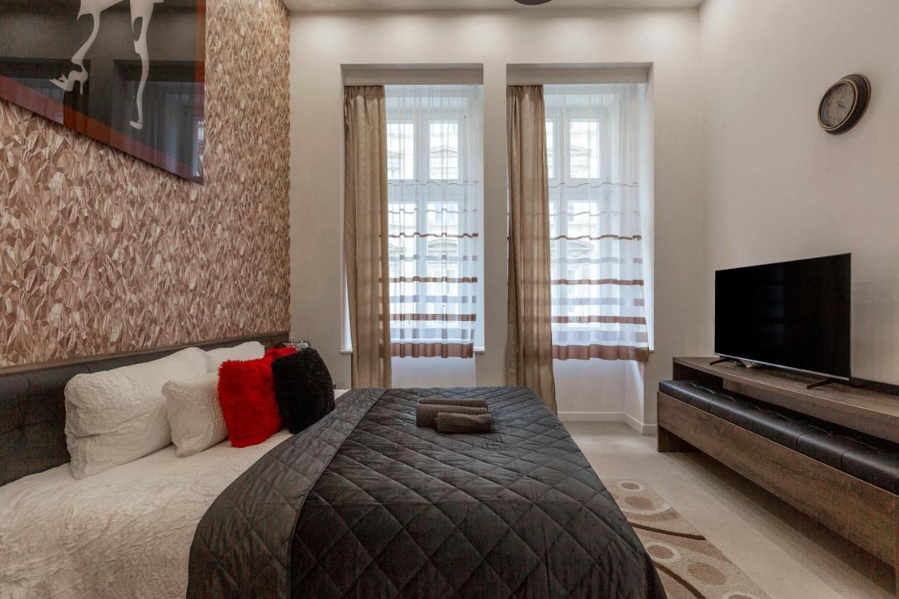 Exclusive Marilyn Apartment In The Heart Of Будапеща Екстериор снимка