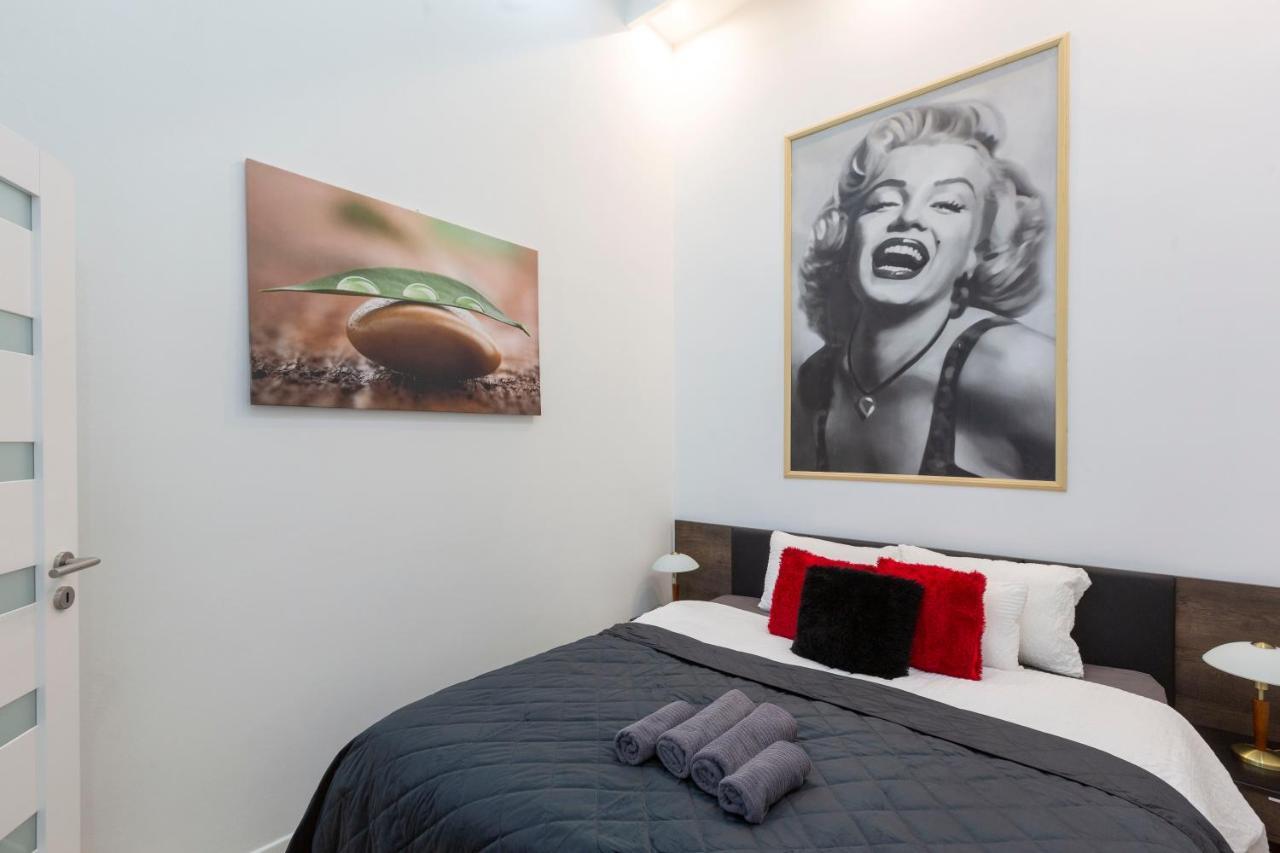 Exclusive Marilyn Apartment In The Heart Of Будапеща Екстериор снимка