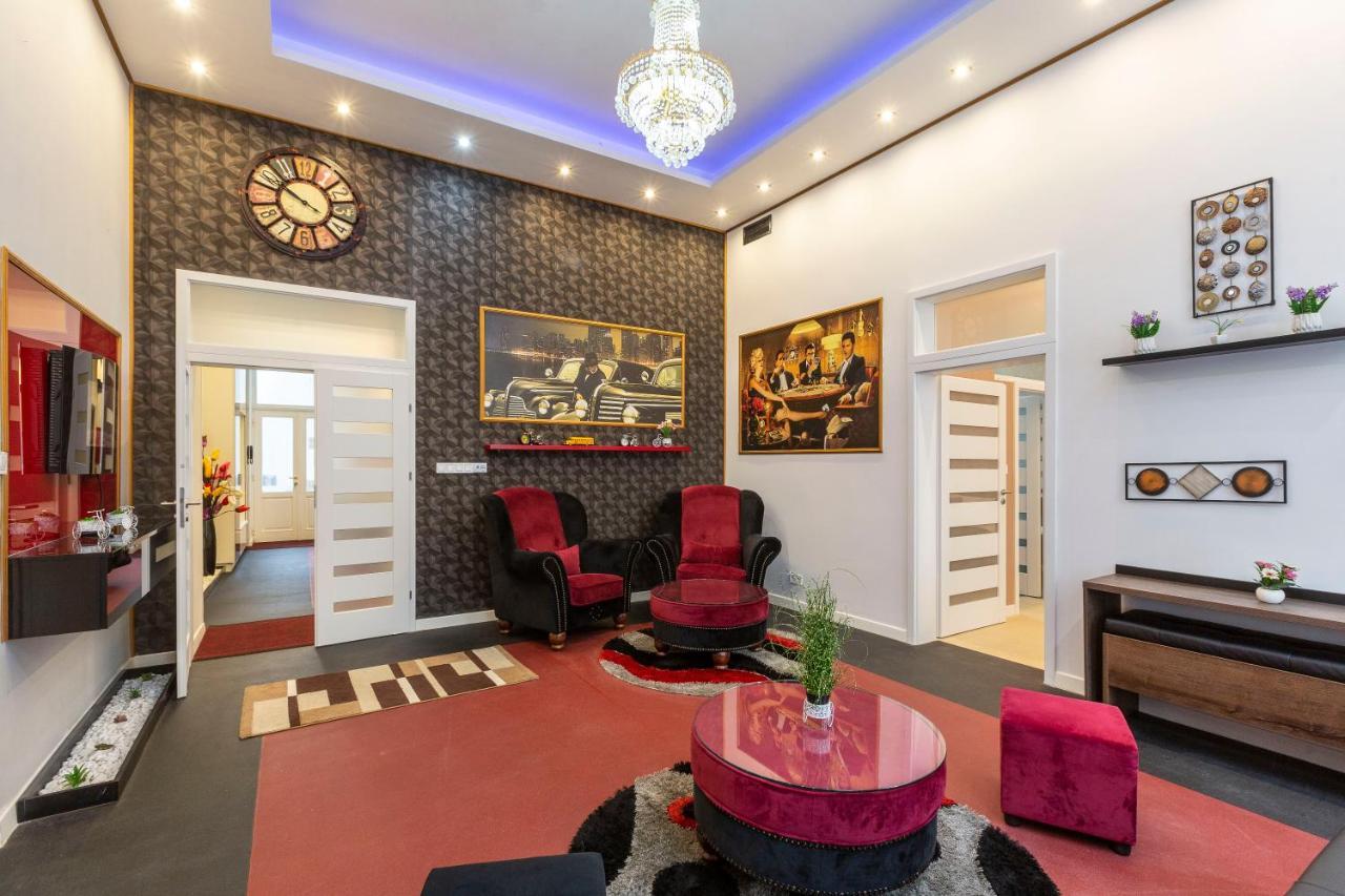 Exclusive Marilyn Apartment In The Heart Of Будапеща Екстериор снимка