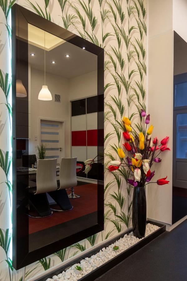 Exclusive Marilyn Apartment In The Heart Of Будапеща Екстериор снимка