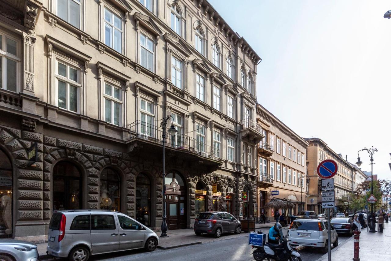 Exclusive Marilyn Apartment In The Heart Of Будапеща Екстериор снимка